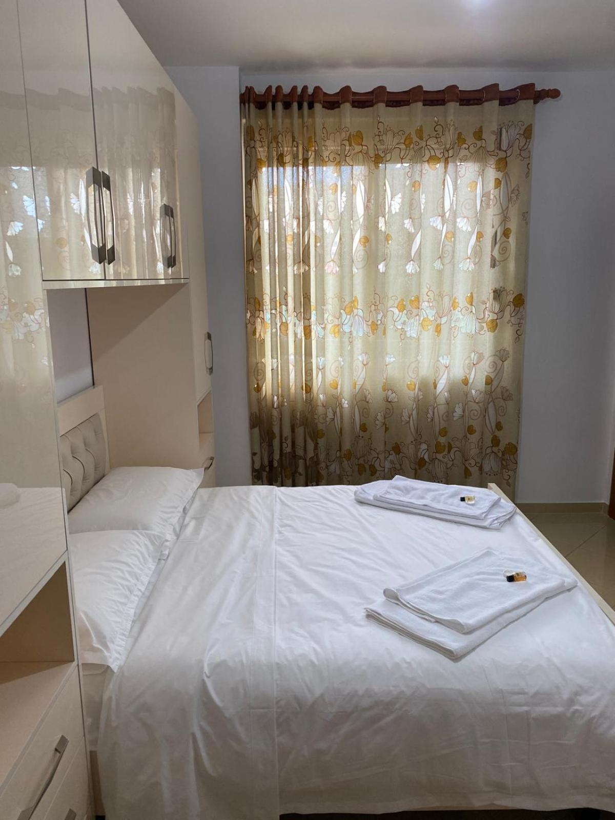 Emily House Apartment Фиер Екстериор снимка